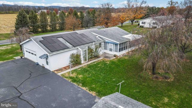 1712 NEWVILLE RD, Carlisle, PA 17015