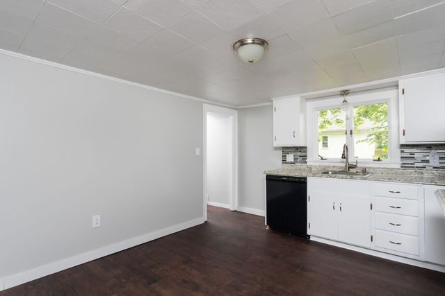 137 locust Street, Dover, NH 03820