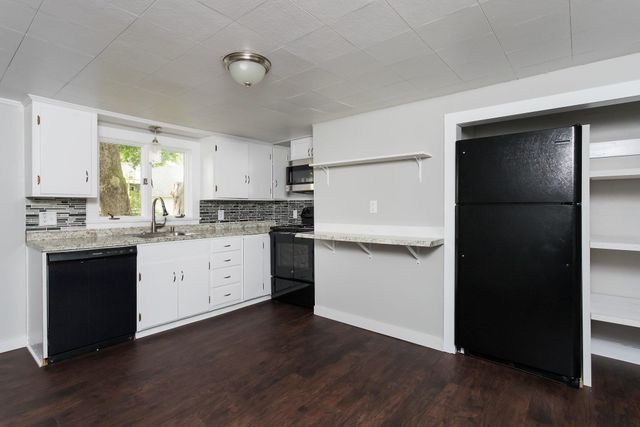 137 locust Street, Dover, NH 03820