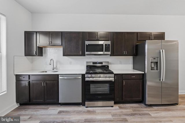 2415 E MADISON ST, Baltimore, MD 21205