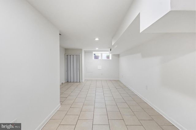 2415 E MADISON ST, Baltimore, MD 21205