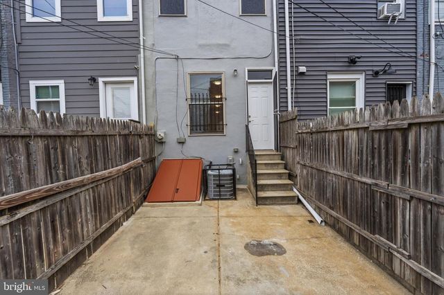 2415 E MADISON ST, Baltimore, MD 21205
