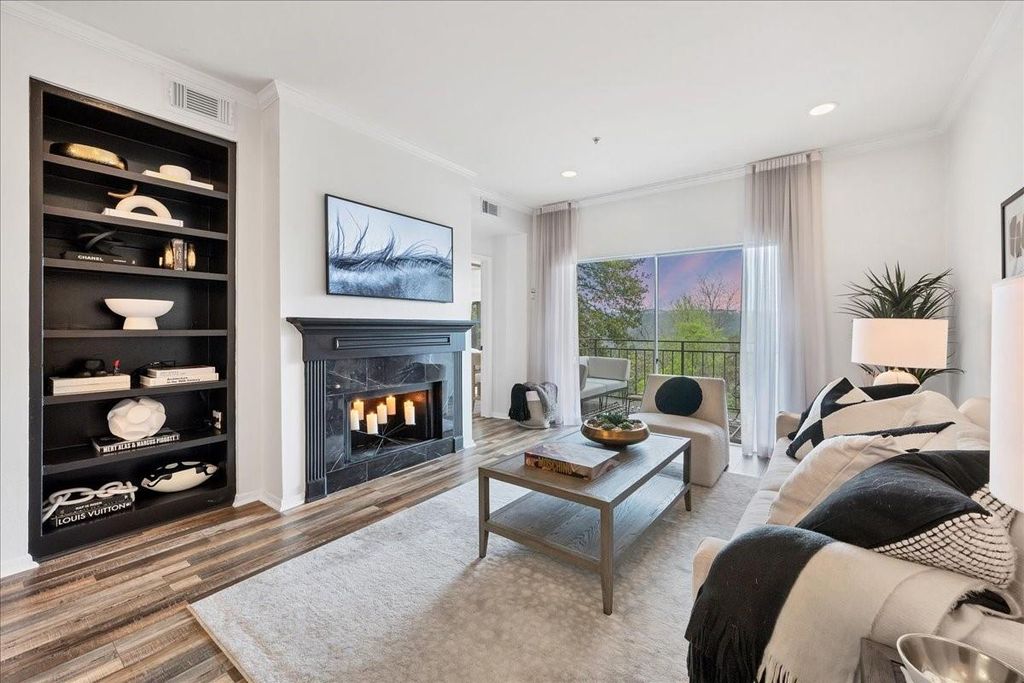 6000 Shepherd Mountain CV 915, Austin, TX 78730