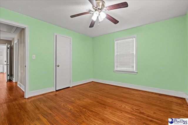 1148 2nd Loop Rd, Florence, SC 29505