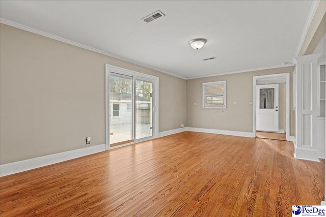 1148 2nd Loop Rd, Florence, SC 29505
