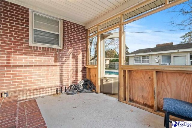 1148 2nd Loop Rd, Florence, SC 29505