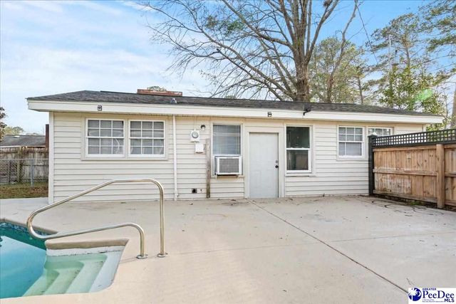 1148 2nd Loop Rd, Florence, SC 29505
