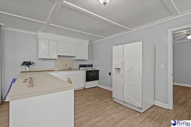 1148 2nd Loop Rd, Florence, SC 29505