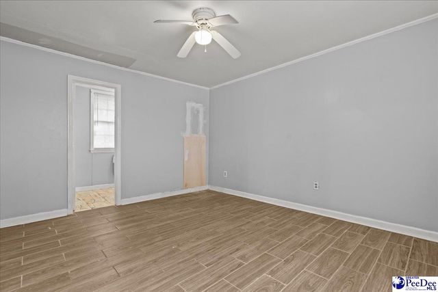 1148 2nd Loop Rd, Florence, SC 29505