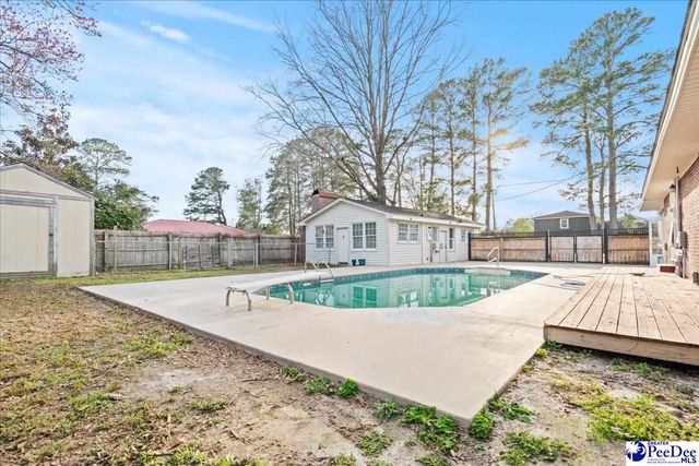 1148 2nd Loop Rd, Florence, SC 29505