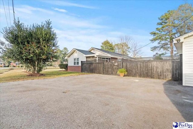 1148 2nd Loop Rd, Florence, SC 29505
