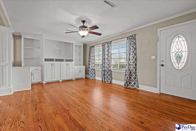 1148 2nd Loop Rd, Florence, SC 29505