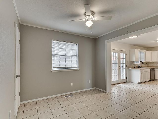 2101 NE 11th Street, Moore, OK 73160