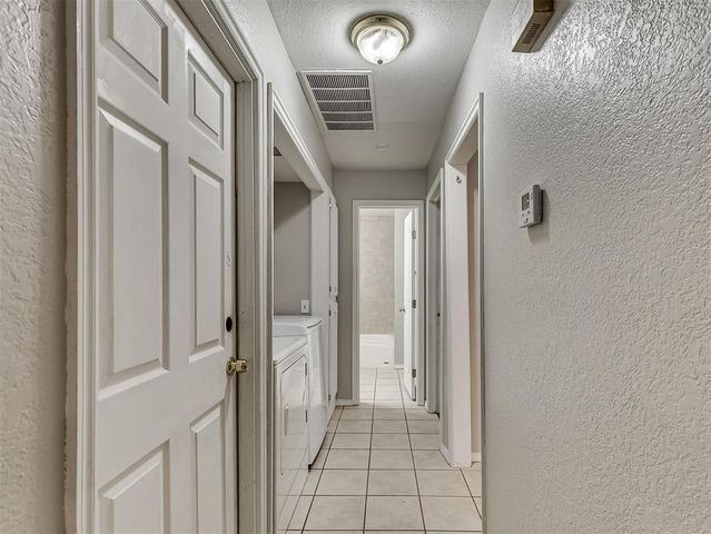 2101 NE 11th Street, Moore, OK 73160