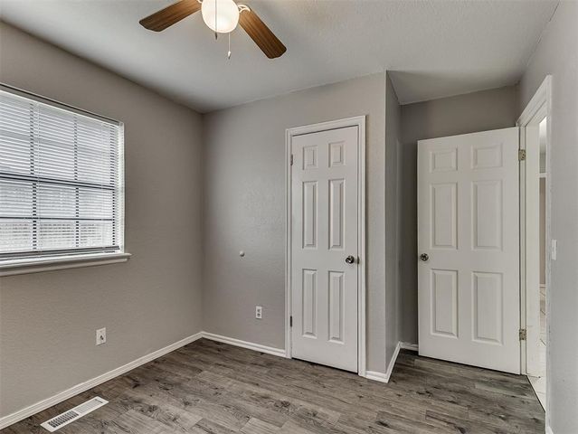 2101 NE 11th Street, Moore, OK 73160