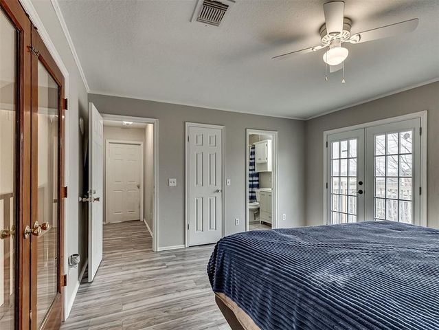 2101 NE 11th Street, Moore, OK 73160