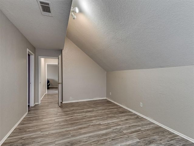 2101 NE 11th Street, Moore, OK 73160