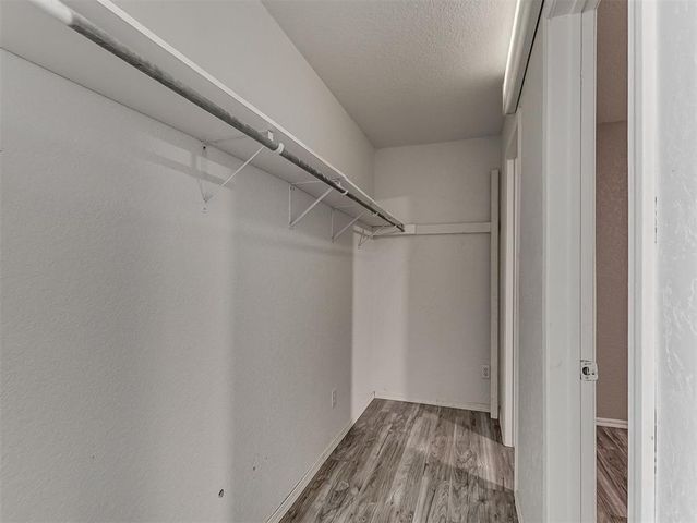 2101 NE 11th Street, Moore, OK 73160