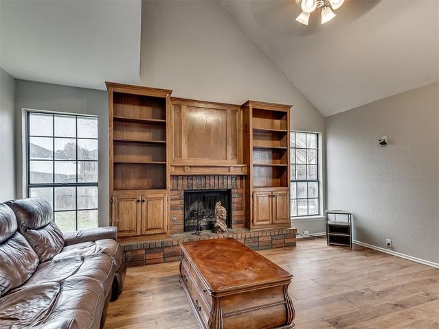 2101 NE 11th Street, Moore, OK 73160