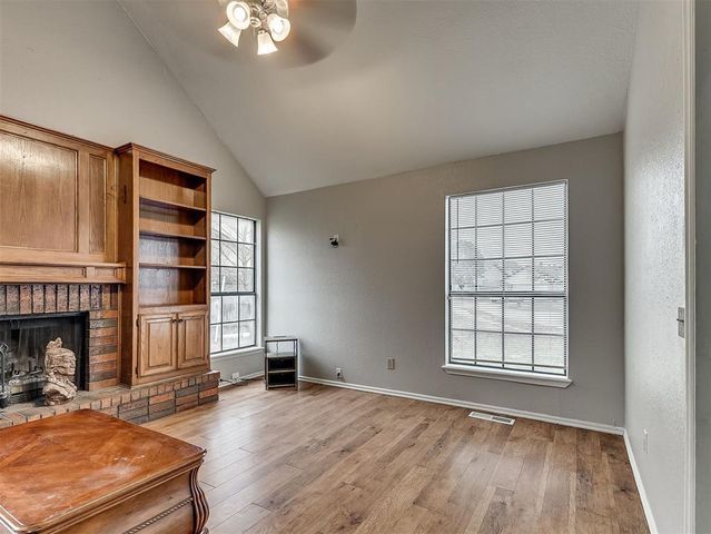 2101 NE 11th Street, Moore, OK 73160