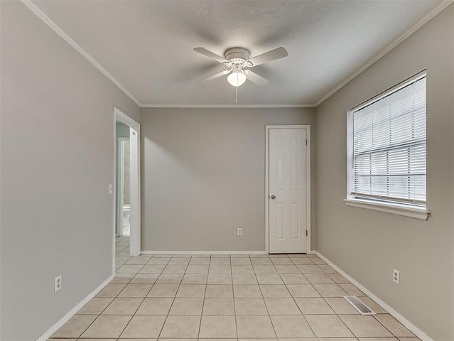 2101 NE 11th Street, Moore, OK 73160