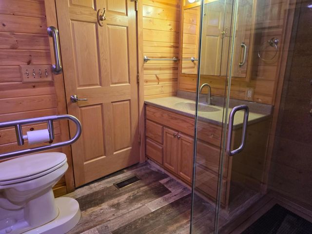 17377 Banyan Road, Shafer, MN 55074