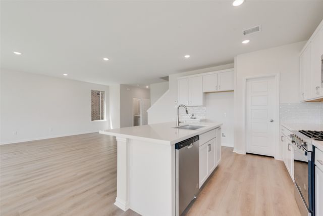 1114 Redcoat Drive, Forney, TX 75126