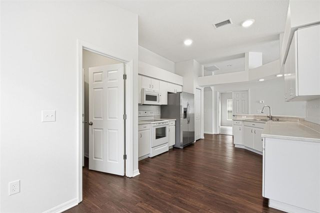 1452 BAYTHORN DRIVE, Wesley Chapel, FL 33543