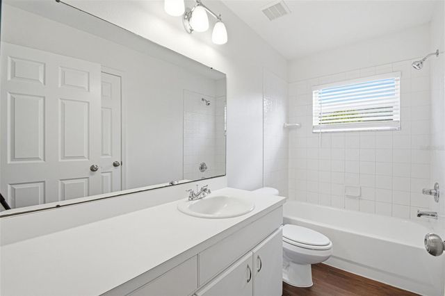 1452 BAYTHORN DRIVE, Wesley Chapel, FL 33543