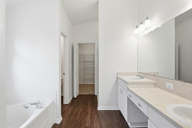 1452 BAYTHORN DRIVE, Wesley Chapel, FL 33543