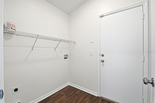 1452 BAYTHORN DRIVE, Wesley Chapel, FL 33543