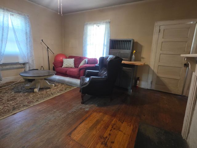 2 3rd Street, Inman, SC 29349