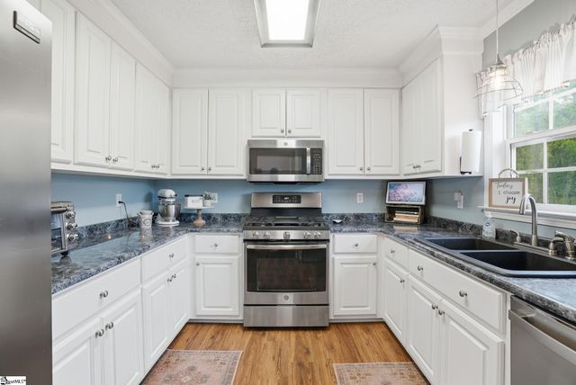 524 Mount Tabor Church Road, Pickens, SC 29671