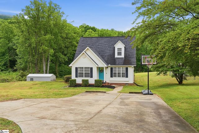 524 Mount Tabor Church Road, Pickens, SC 29671