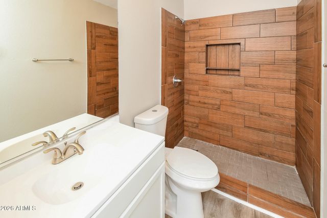 2358 E SPRUCE Drive, Chandler, AZ 85286