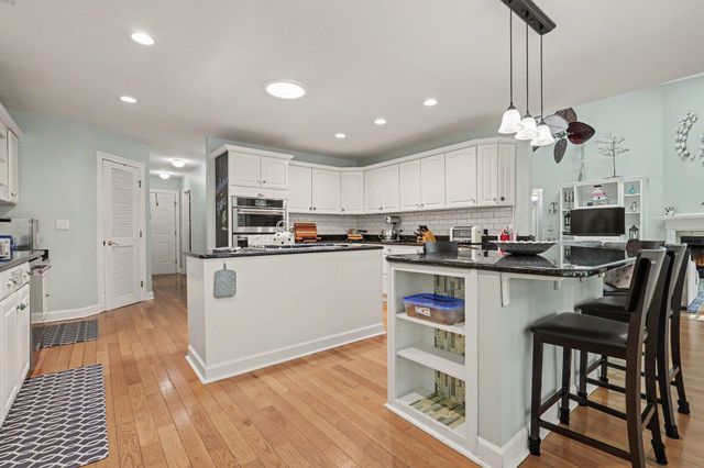 44 Aberdeen Way, Pawleys Island, SC 29585