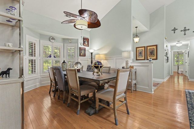 44 Aberdeen Way, Pawleys Island, SC 29585