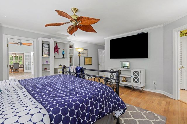44 Aberdeen Way, Pawleys Island, SC 29585
