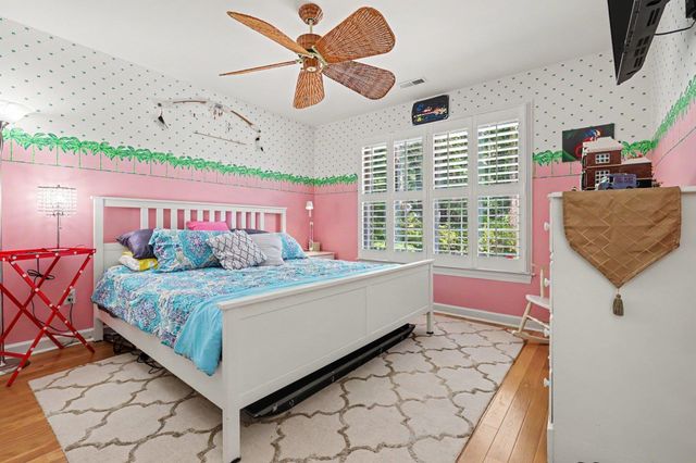 44 Aberdeen Way, Pawleys Island, SC 29585