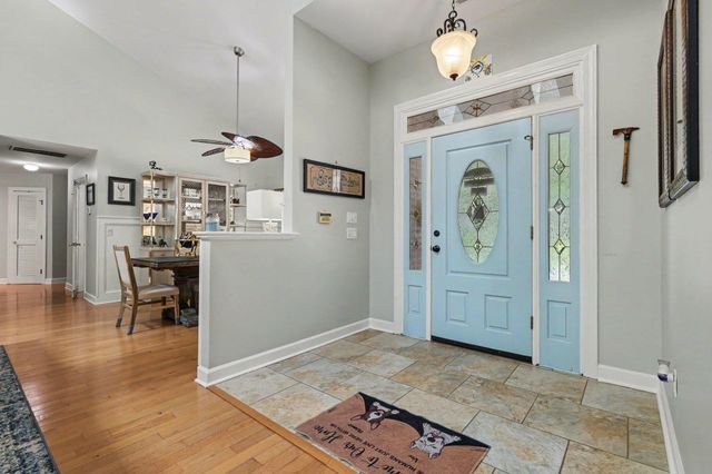 44 Aberdeen Way, Pawleys Island, SC 29585
