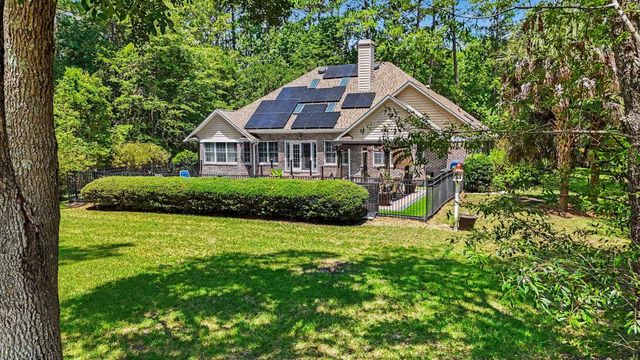 44 Aberdeen Way, Pawleys Island, SC 29585