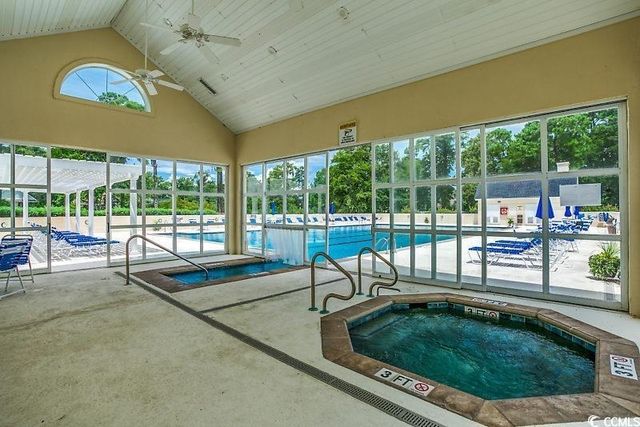44 Aberdeen Way, Pawleys Island, SC 29585