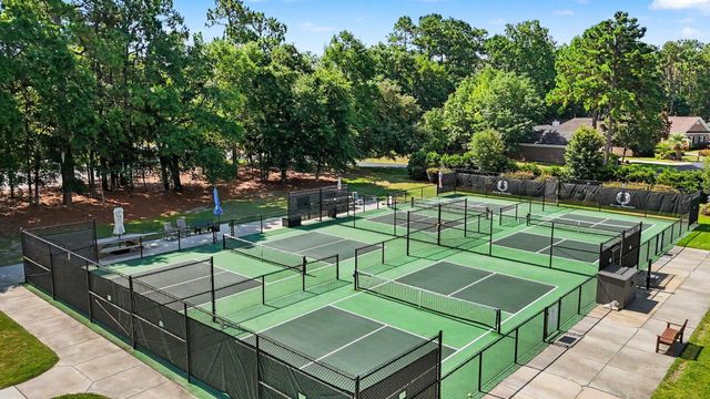 44 Aberdeen Way, Pawleys Island, SC 29585