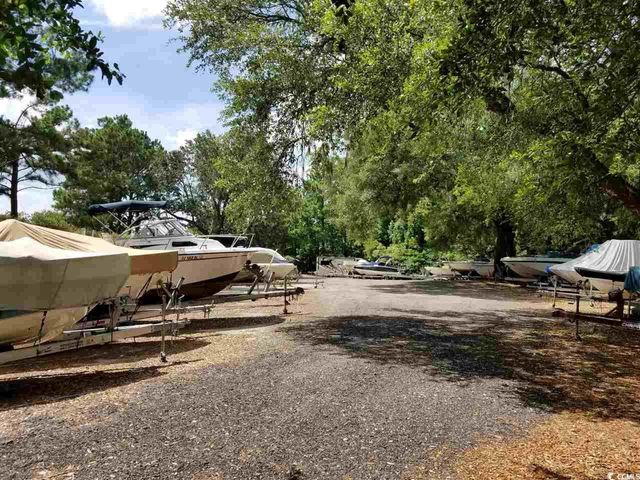 44 Aberdeen Way, Pawleys Island, SC 29585