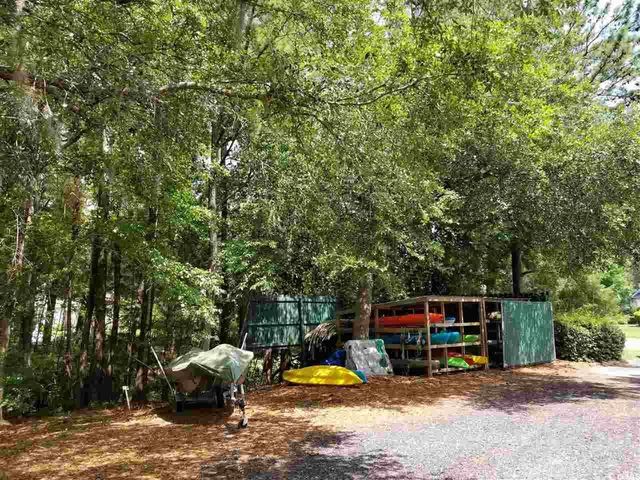 44 Aberdeen Way, Pawleys Island, SC 29585