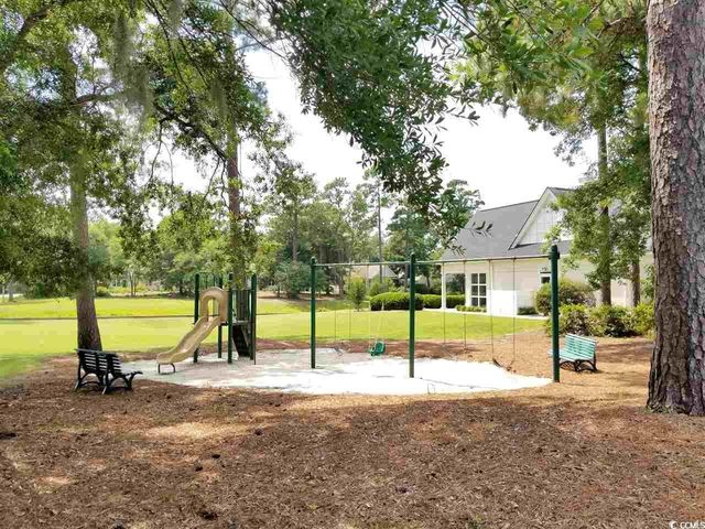 44 Aberdeen Way, Pawleys Island, SC 29585