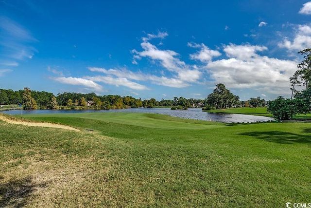 44 Aberdeen Way, Pawleys Island, SC 29585