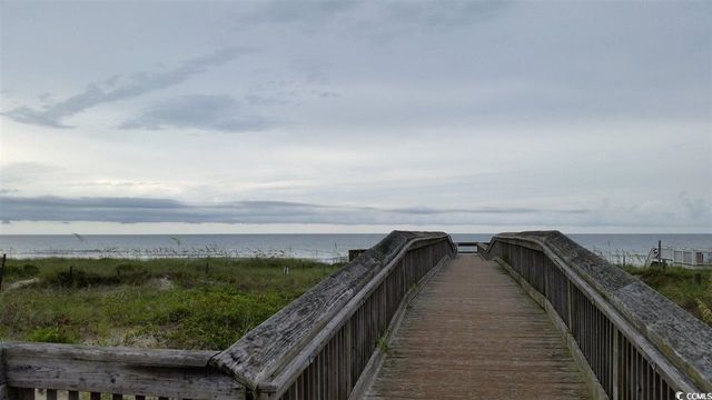 44 Aberdeen Way, Pawleys Island, SC 29585