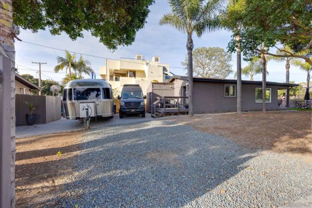 2386 Newport Avenue, Cardiff, CA 92007