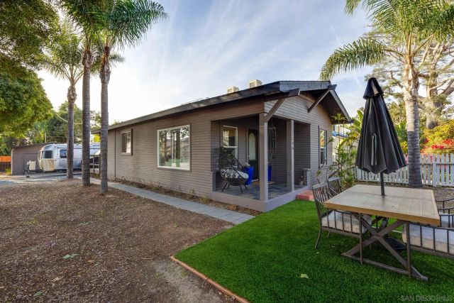 2386 Newport Avenue, Cardiff, CA 92007